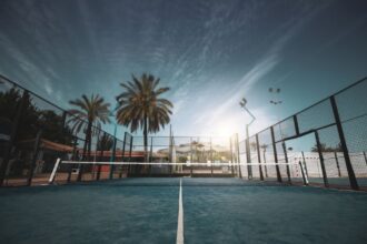 can you hit the glass first in padel